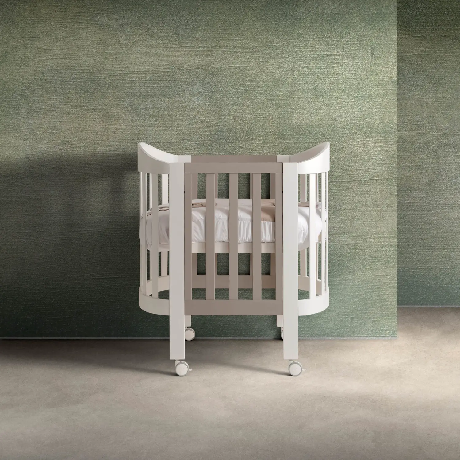 Lettino Trasformabile Candy 3-in-1 Bianco-Tortora con Tessile Coordinato - collezioni