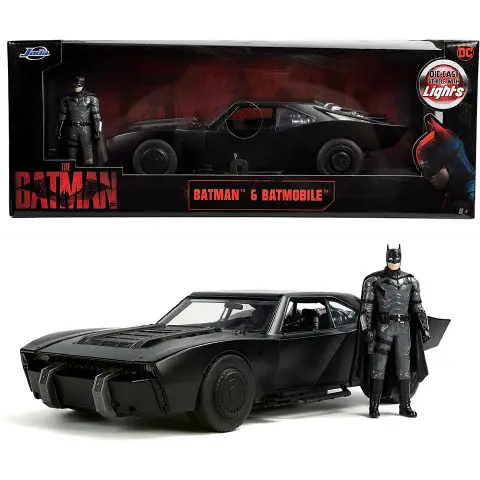 Auto 1:18 Batman Batmobile 2022